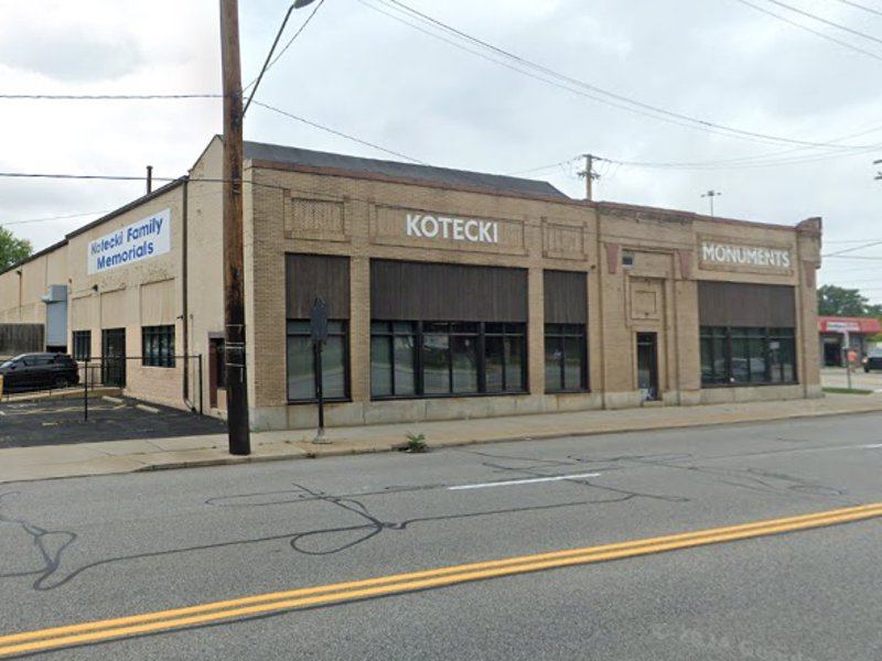 Kotecki Monuments Pearl Road, Cleveland